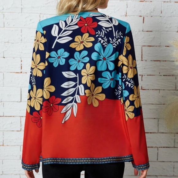 NEW INVENTORY 🔥Floral Print Colorblock Contrast Embroidered Trim Coat🔥 - Picture 5 of 6